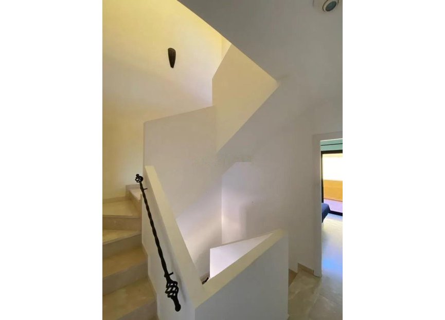 Resale - Apartment - Penthouse - Estepona - Selwo