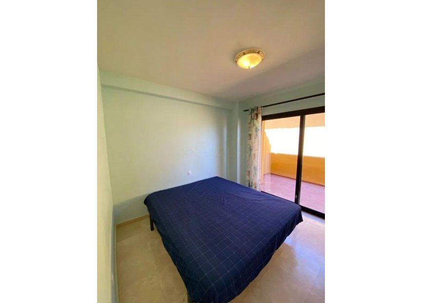 Resale - Apartment - Penthouse - Estepona - Selwo