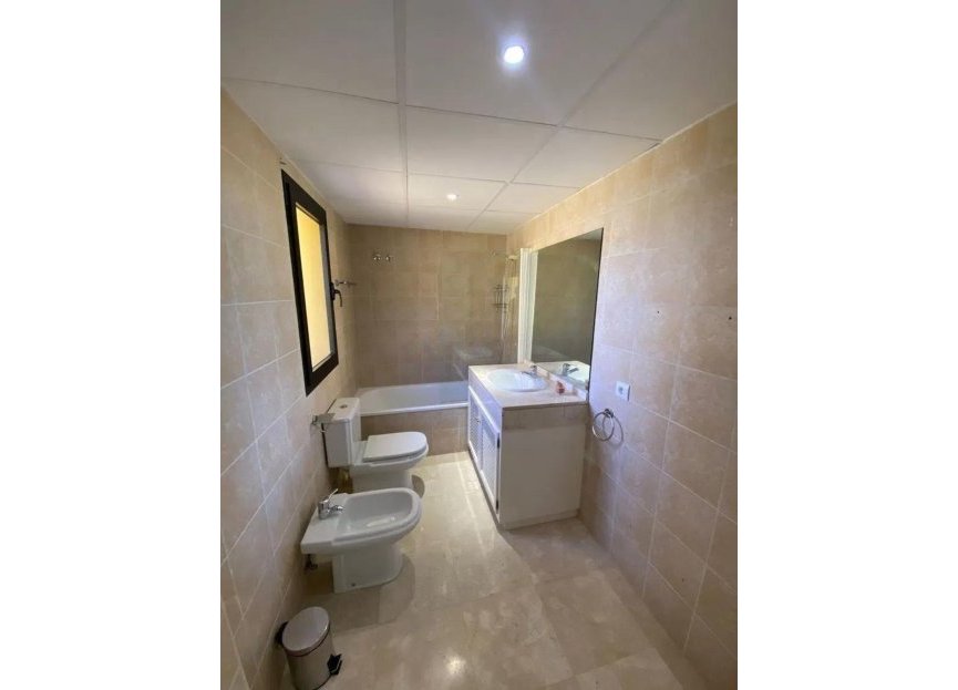 Resale - Apartment - Penthouse - Estepona - Selwo