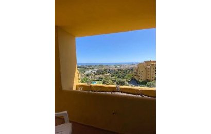 Resale - Apartment - Penthouse - Estepona - Selwo