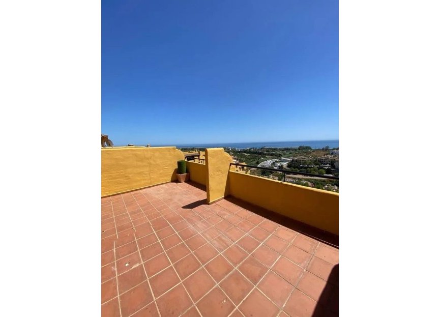Resale - Apartment - Penthouse - Estepona - Selwo