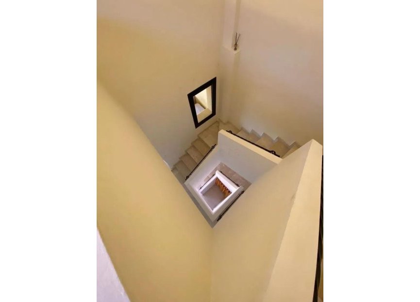 Resale - Apartment - Penthouse - Estepona - Selwo