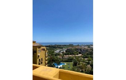 Resale - Apartment - Penthouse - Estepona - Selwo