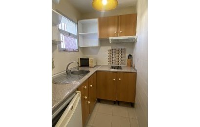 Resale - Apartment - Middle Floor Apartment - Marbella - Marbella Centro