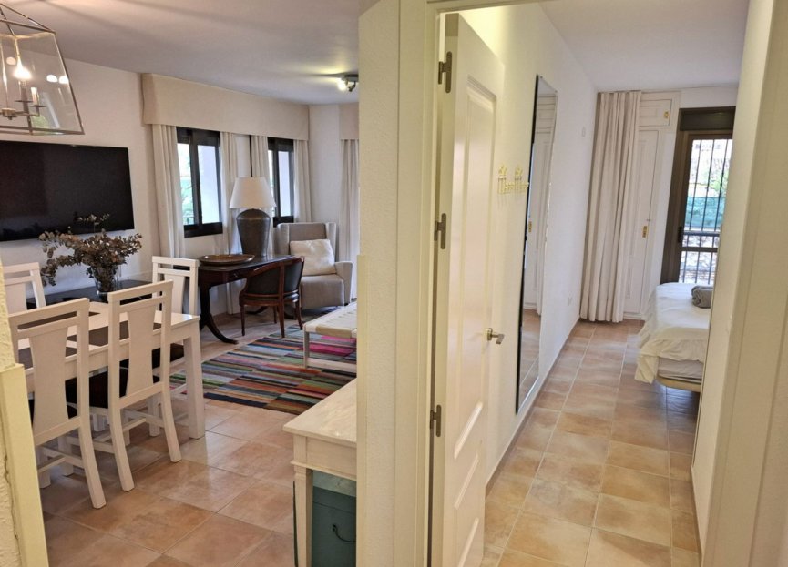 Resale - Apartment - Middle Floor Apartment - Fuengirola - Fuengirola Centro