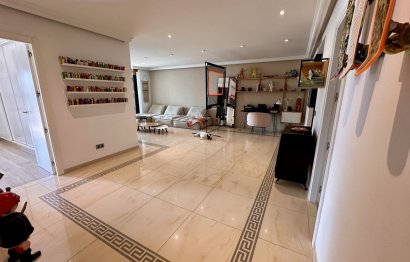 Reventa - Apartment - Penthouse - Benahavís - Benahavís Centro