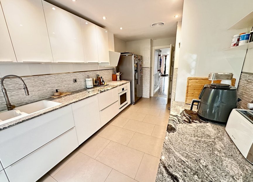 Reventa - Apartment - Penthouse - Benahavís - Benahavís Centro