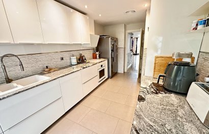 Reventa - Apartment - Penthouse - Benahavís - Benahavís Centro