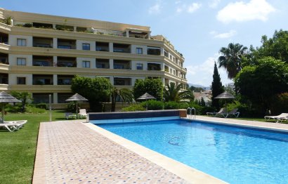 Resale - Apartment - Middle Floor Apartment - Marbella - Nueva Andalucia