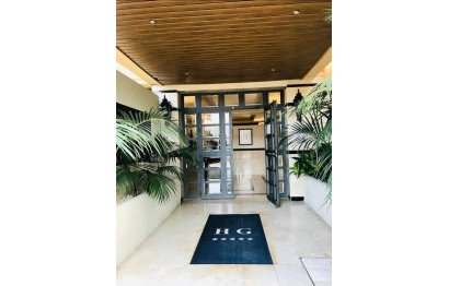 Resale - Apartment - Middle Floor Apartment - Marbella - Nueva Andalucia