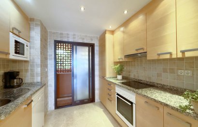 Reventa - Apartment - Middle Floor Apartment - Estepona - Estepona Centro