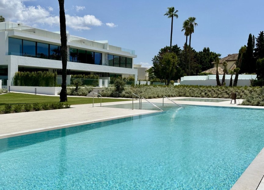 Reventa - House - Semi-Detached House - Marbella - Nueva Andalucia