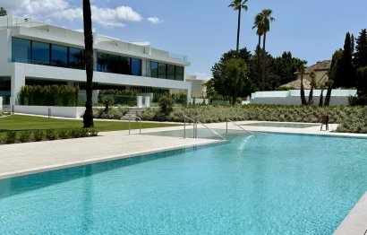 Reventa - House - Semi-Detached House - Marbella - Nueva Andalucia