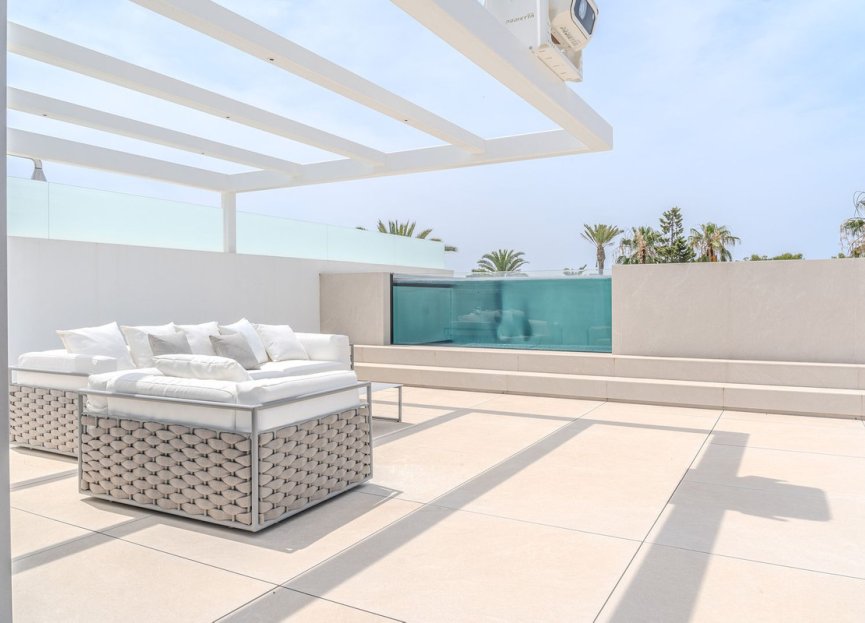 Reventa - House - Semi-Detached House - Marbella - Nueva Andalucia