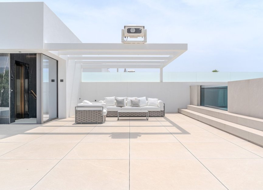 Reventa - House - Semi-Detached House - Marbella - Nueva Andalucia