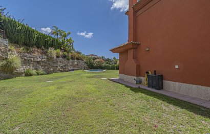 Resale - House - Detached Villa - Marbella - Marbella Centro