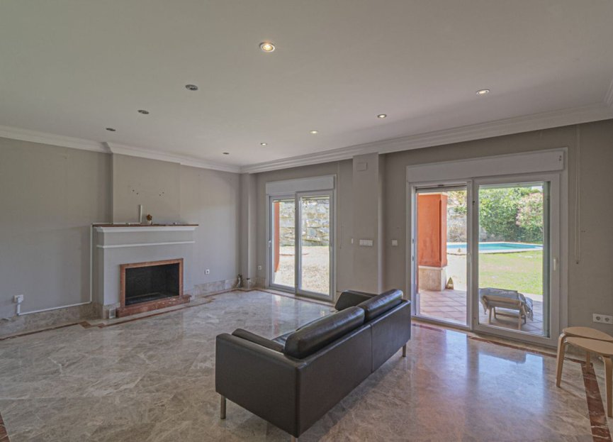 Resale - House - Detached Villa - Marbella - Marbella Centro