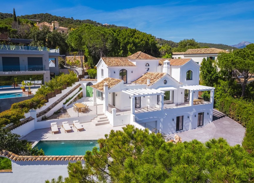 Resale - House - Detached Villa - Benahavís - El Madroñal