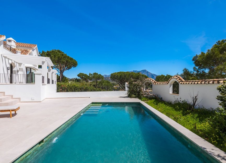 Resale - House - Detached Villa - Benahavís - El Madroñal