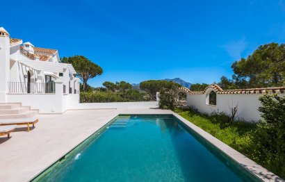 Resale - House - Detached Villa - Benahavís - El Madroñal