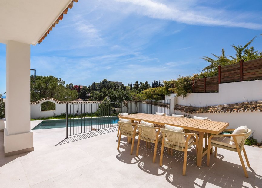 Resale - House - Detached Villa - Benahavís - El Madroñal