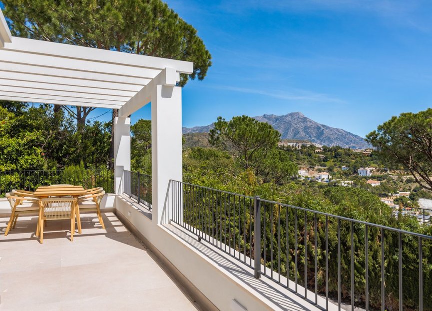 Resale - House - Detached Villa - Benahavís - El Madroñal