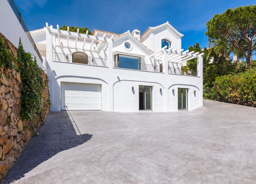 Resale - House - Detached Villa - Benahavís - El Madroñal