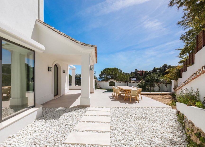 Resale - House - Detached Villa - Benahavís - El Madroñal