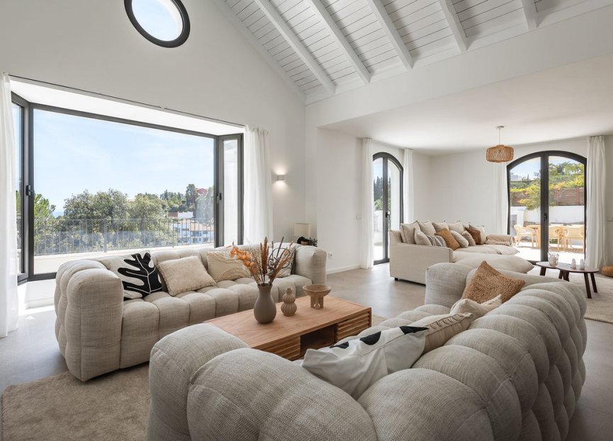 Resale - House - Detached Villa - Benahavís - El Madroñal