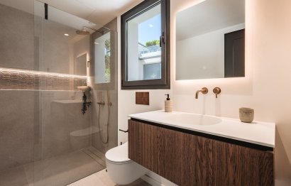 Resale - House - Detached Villa - Benahavís - El Madroñal