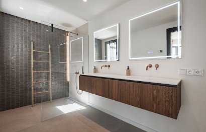 Resale - House - Detached Villa - Benahavís - El Madroñal