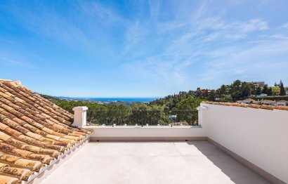 Resale - House - Detached Villa - Benahavís - El Madroñal