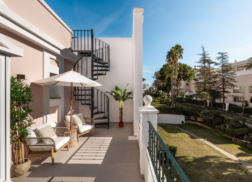 Resale - Apartment - Penthouse - Marbella - Nueva Andalucia