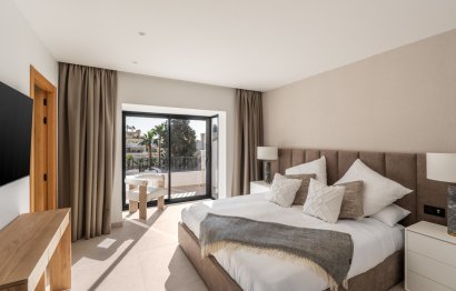Resale - Apartment - Penthouse - Marbella - Nueva Andalucia