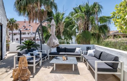 Resale - Apartment - Penthouse - Marbella - Nueva Andalucia