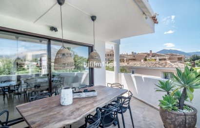 Resale - Apartment - Penthouse - Marbella - Nueva Andalucia