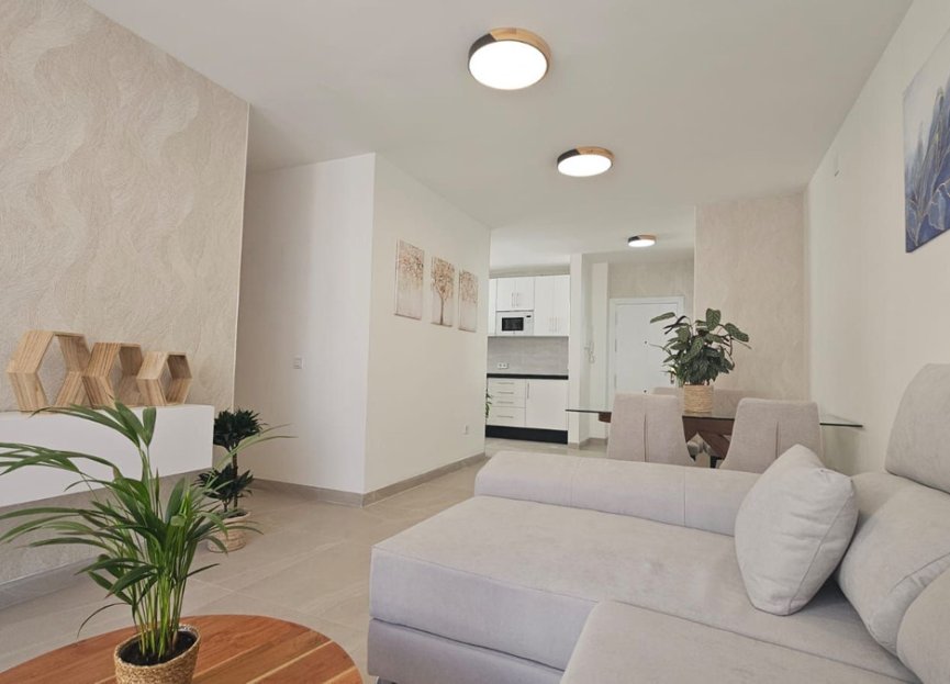 Resale - Apartment - Middle Floor Apartment - Fuengirola - Fuengirola Centro