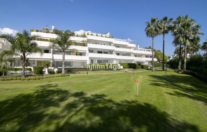 Resale - Apartment - Ground Floor Apartment - Marbella - Nueva Andalucia