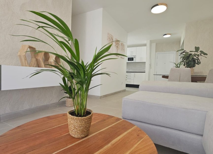 Resale - Apartment - Middle Floor Apartment - Fuengirola - Fuengirola Centro