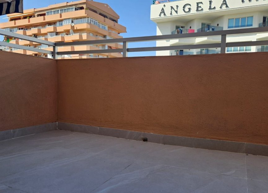 Resale - Apartment - Middle Floor Apartment - Fuengirola - Fuengirola Centro