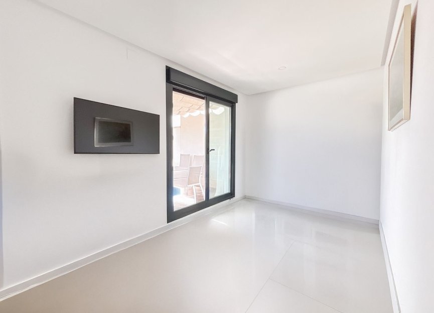 Resale - Apartment - Penthouse - Marbella - Marbella Centro