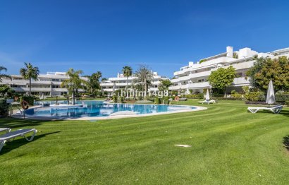 Resale - Apartment - Ground Floor Apartment - Marbella - Nueva Andalucia