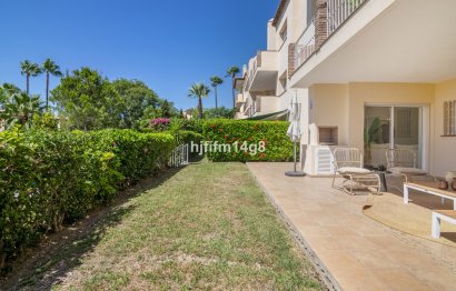 Resale - Apartment - Ground Floor Apartment - Marbella - Nueva Andalucia