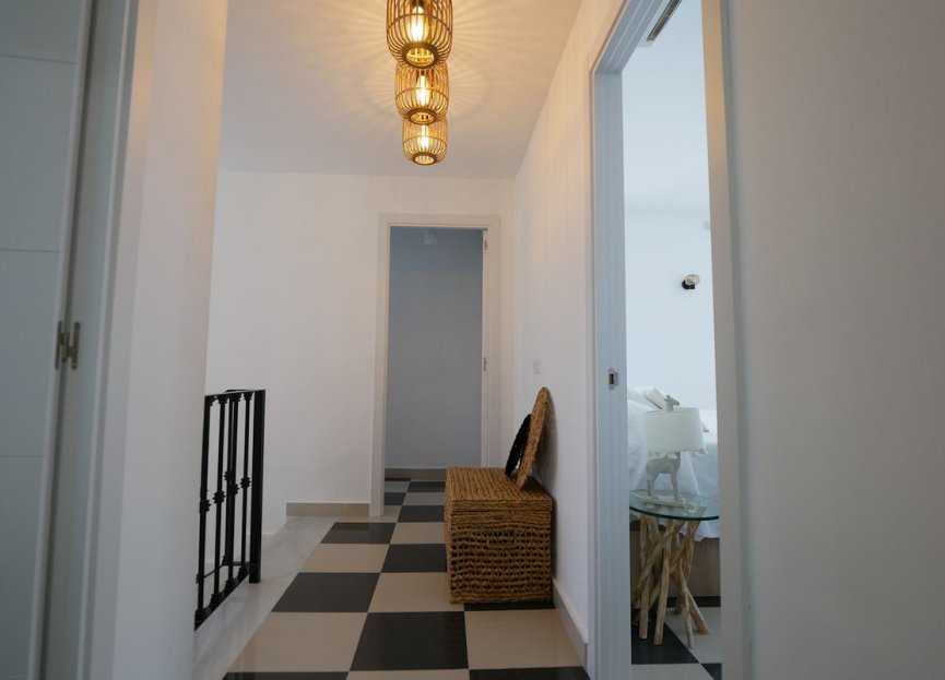 Resale - House - Detached Villa - Marbella - Cabopino