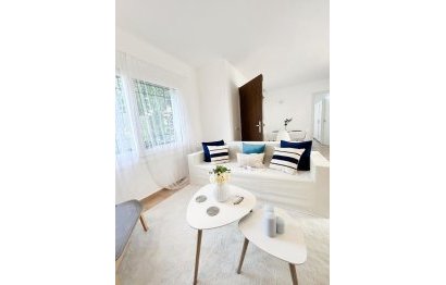 Resale - Ground floor apartment - Estepona - Benavista