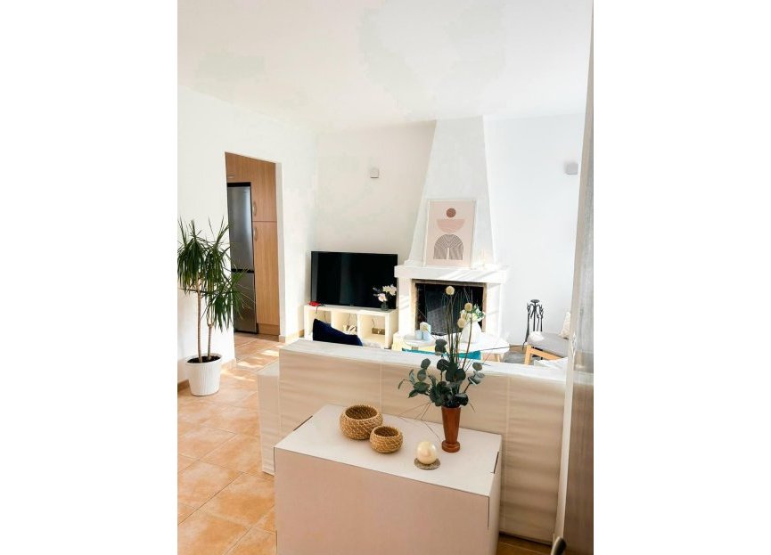 Resale - Ground floor apartment - Estepona - Benavista