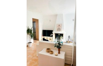 Resale - Ground floor apartment - Estepona - Benavista
