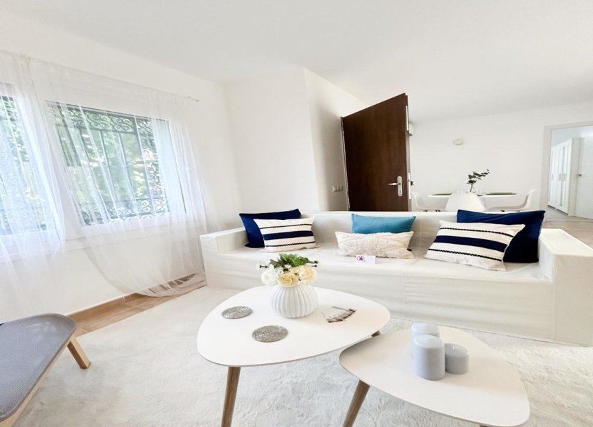 Resale - Ground floor apartment - Estepona - Benavista