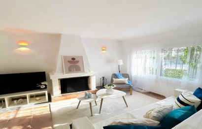 Resale - Ground floor apartment - Estepona - Benavista