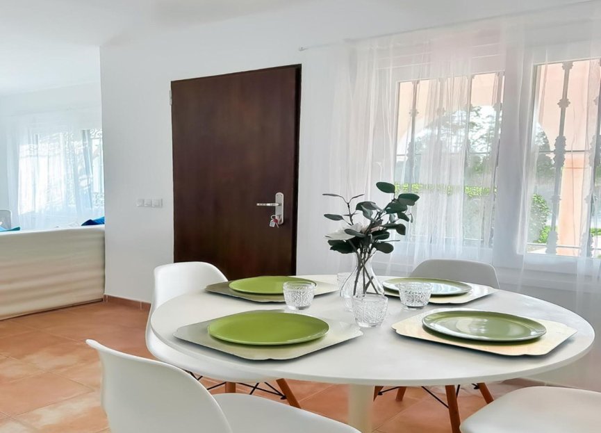 Resale - Ground floor apartment - Estepona - Benavista